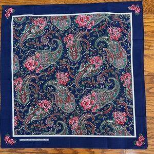 NWOT 70s/80s Vintage Floral Paisley Cotton/Polyester Navy Bandanna
